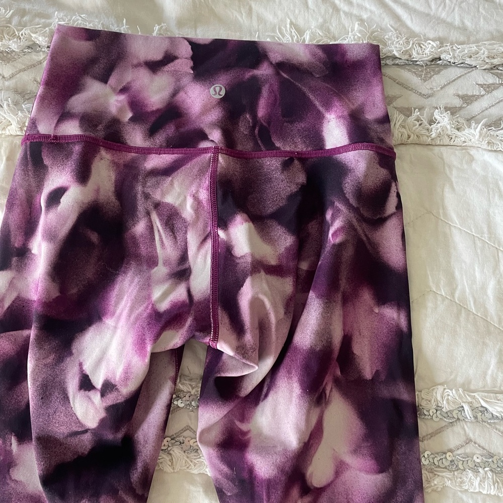 Lululemon perfect condition, hardly worn leggings